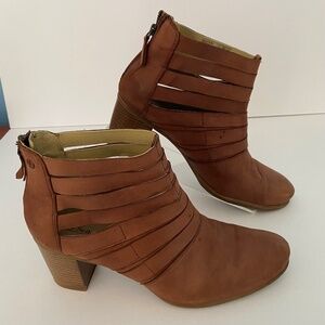 JOSEF SEIBEL  boots brown leather strappy caged cut out  Size US 10 Eur 41